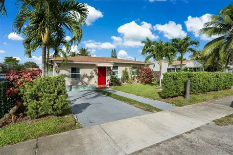 1935 Arthur Street Hollywood FL 33020