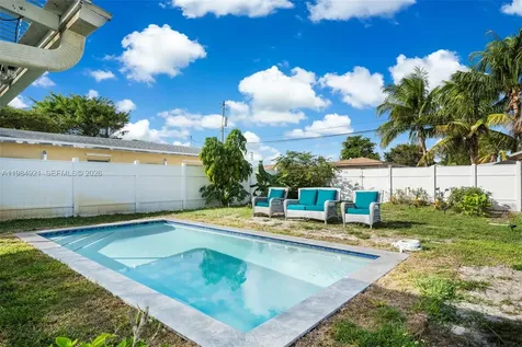 1935 Arthur Street Hollywood FL 33020
