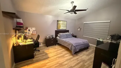 13154 NW 11th Street Pembroke Pines FL 33028