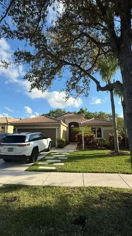 13154 NW 11th Street Pembroke Pines FL 33028