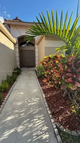 13154 NW 11th Street Pembroke Pines FL 33028