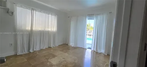 2185 NE 123rd Street North Miami FL 33181
