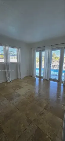 2185 NE 123rd Street North Miami FL 33181
