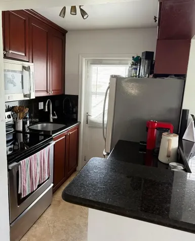 2185 NE 123rd Street North Miami FL 33181