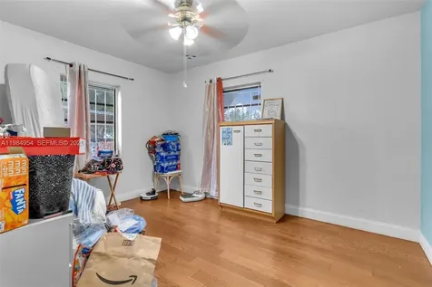 2490 NW 59th Street Miami FL 33142