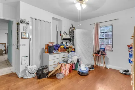2490 NW 59th Street Miami FL 33142