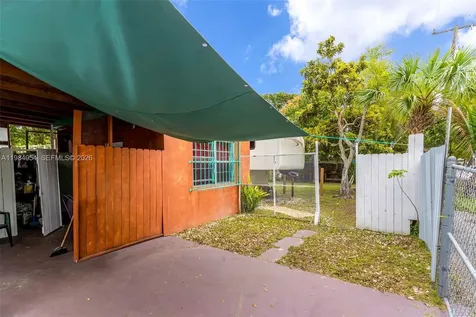 2490 NW 59th Street Miami FL 33142