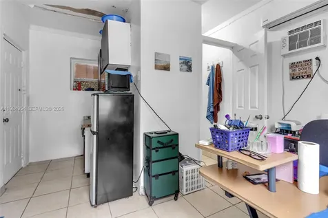 2490 NW 59th Street Miami FL 33142
