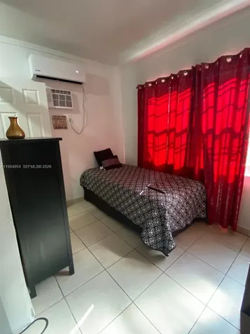 2490 NW 59th Street Miami FL 33142
