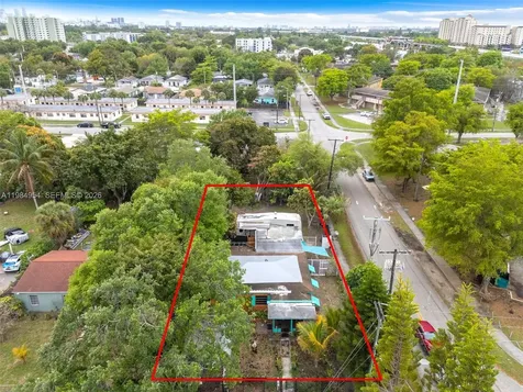 2490 NW 59th Street Miami FL 33142
