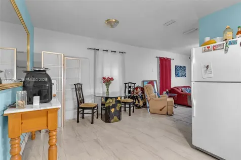 2490 NW 59th Street Miami FL 33142
