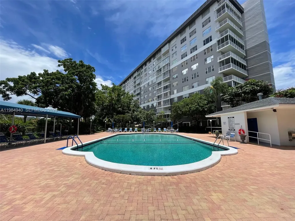 3850 Washington Street Hollywood FL 33021