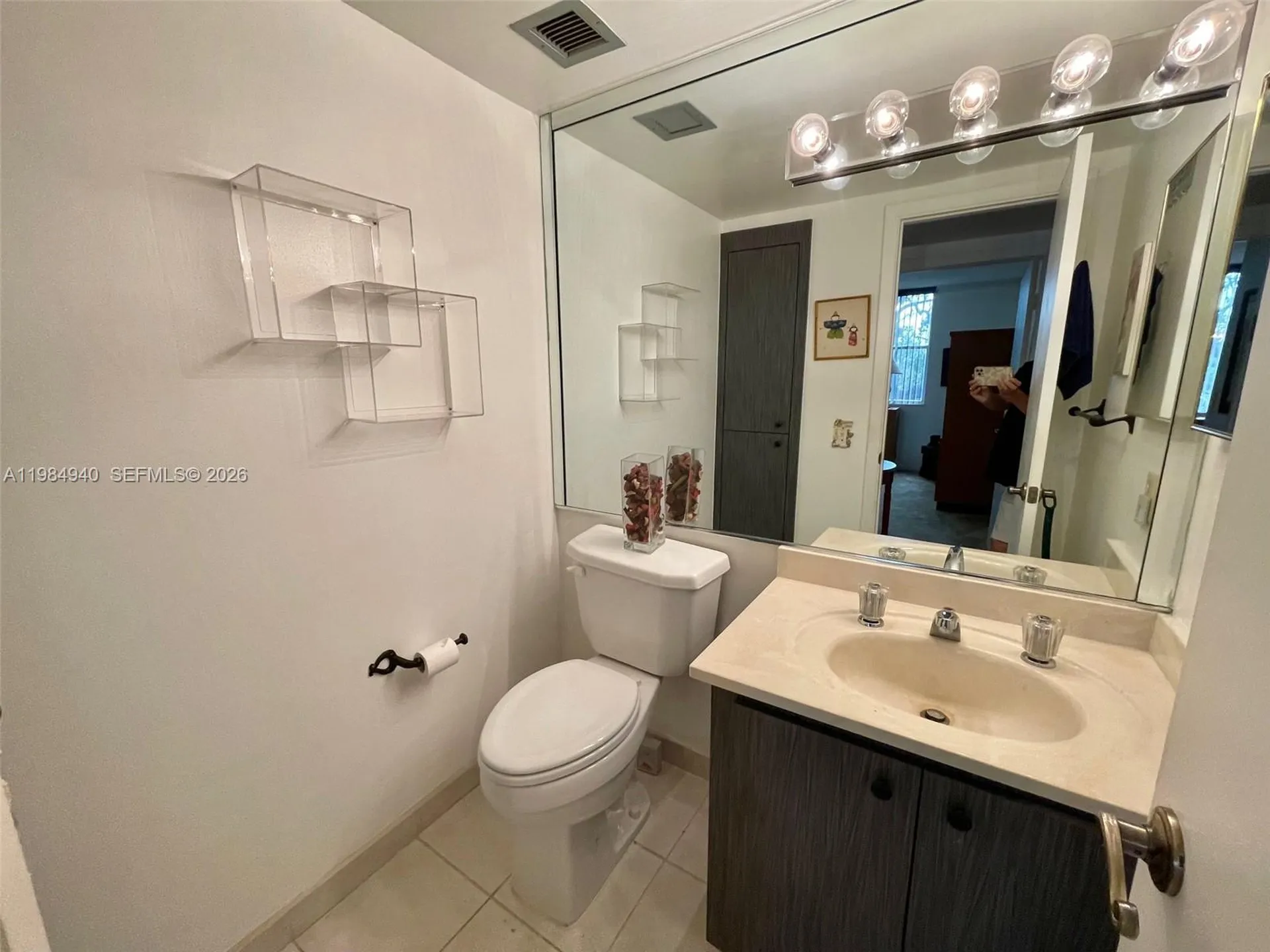 3850 Washington Street Hollywood FL 33021