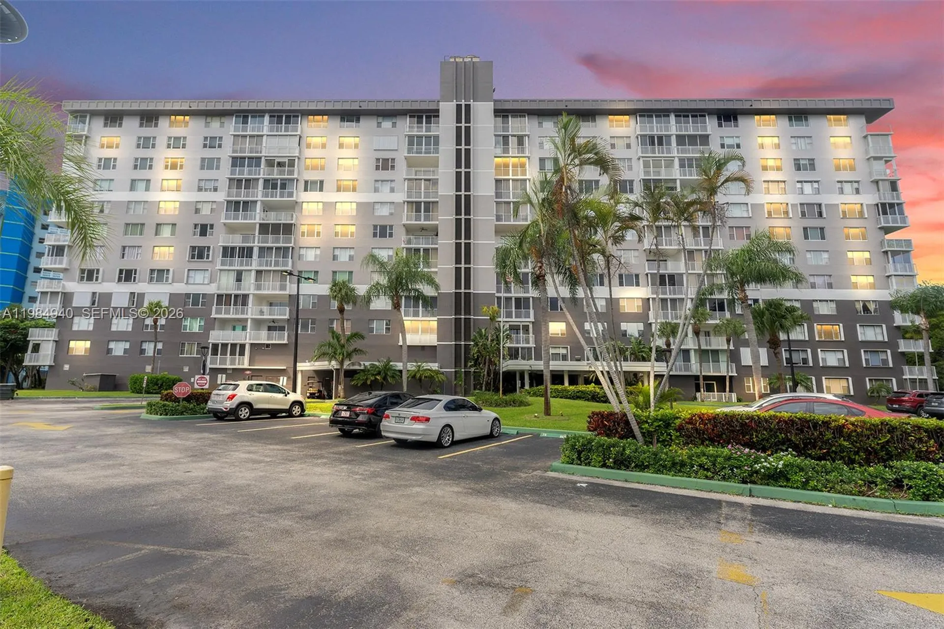 3850 Washington Street Hollywood FL 33021