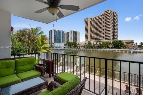 2455 Flamingo Drive Miami Beach FL 33140