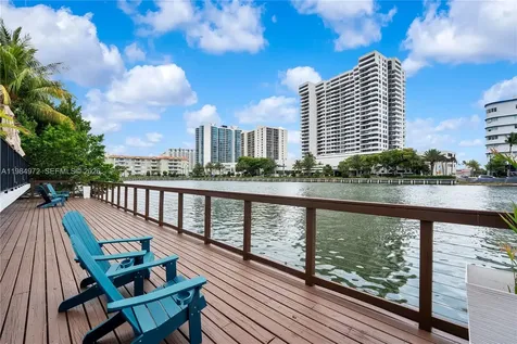 2455 Flamingo Drive Miami Beach FL 33140