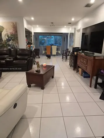2321 N 57th Avenue Hollywood FL 33021