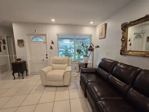 2321 N 57th Avenue Hollywood FL 33021