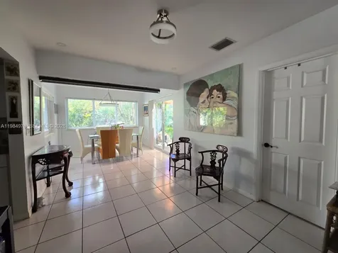 2321 N 57th Avenue Hollywood FL 33021