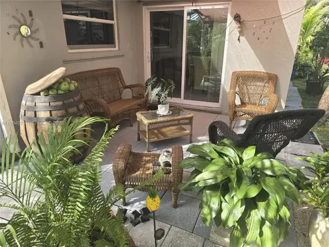 2321 N 57th Avenue Hollywood FL 33021