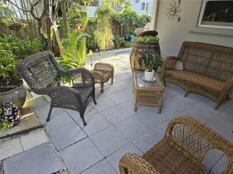 2321 N 57th Avenue Hollywood FL 33021