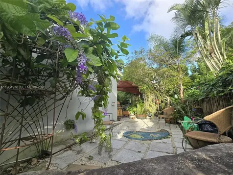 2321 N 57th Avenue Hollywood FL 33021