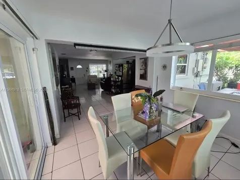 2321 N 57th Avenue Hollywood FL 33021
