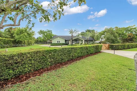 27825 SW 168th Court Homestead FL 33031
