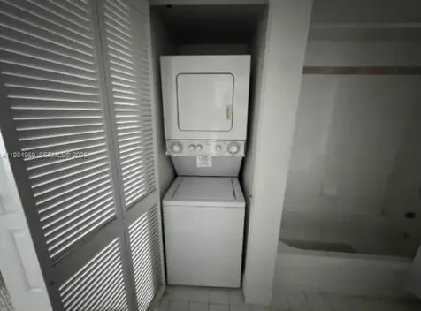1200 Brickell Bay Drive Miami FL 33131