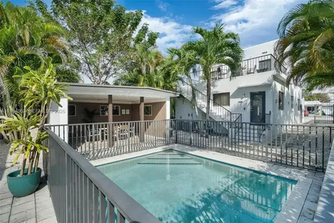 920 SW 9th Street Miami FL 33130