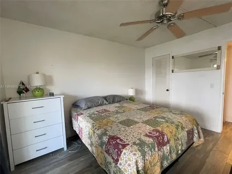 279 Markham M Deerfield Beach FL 33442
