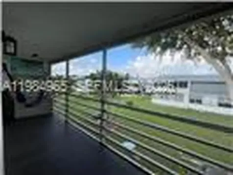279 Markham M Deerfield Beach FL 33442