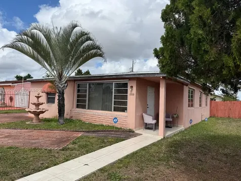 10201 SW 35th Street Miami FL 33165