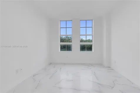 3001 NE 185th Street Aventura FL 33180