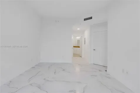 3001 NE 185th Street Aventura FL 33180