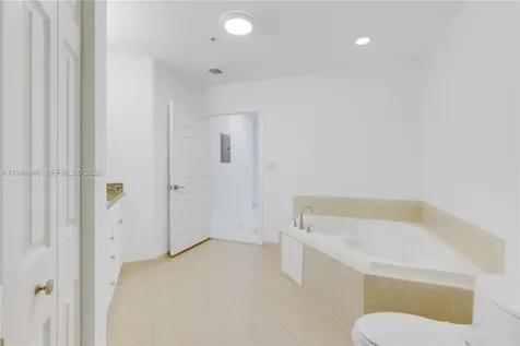 3001 NE 185th Street Aventura FL 33180