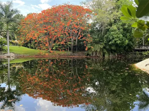 5981 SW 136th Street Pinecrest FL 33156