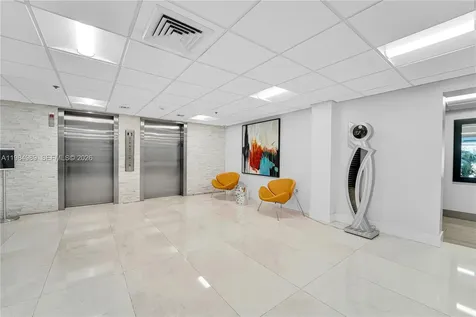 919 Hillcrest Drive Hollywood FL 33021