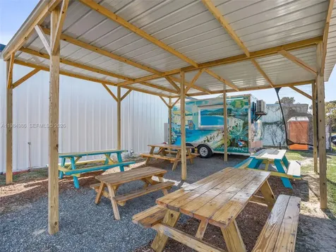 9594 SE Maricamp Road Ocala FL 34472