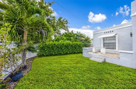 844 NW 29th Street Miami FL 33127