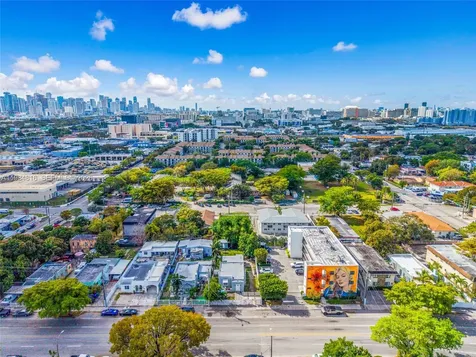 844 NW 29th Street Miami FL 33127