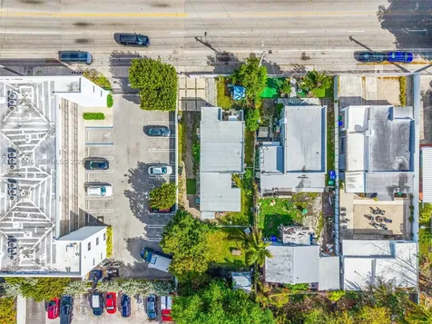 844 NW 29th Street Miami FL 33127