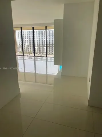 11113 Biscayne Boulevard Miami FL 33181