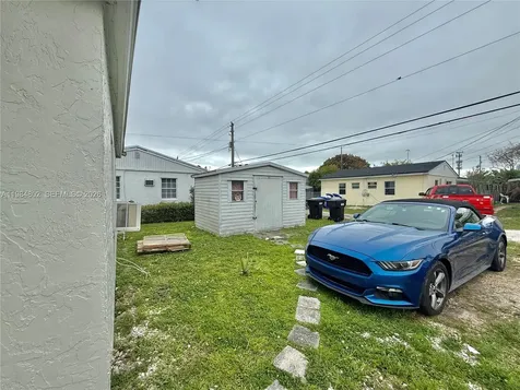 1942 NE 172nd Street North Miami Beach FL 33162