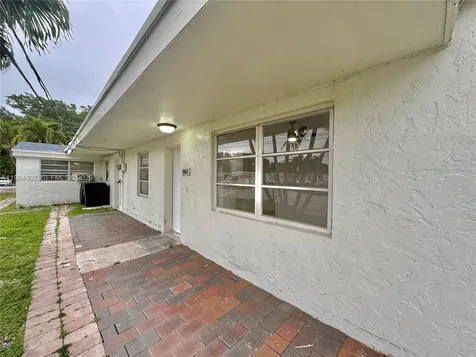 1942 NE 172nd Street North Miami Beach FL 33162