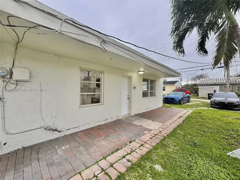 1942 NE 172nd Street North Miami Beach FL 33162