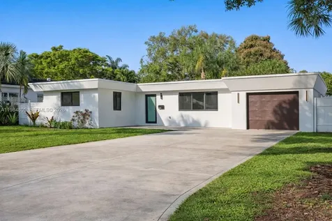 10910 NE 9th Court Biscayne Park FL 33161