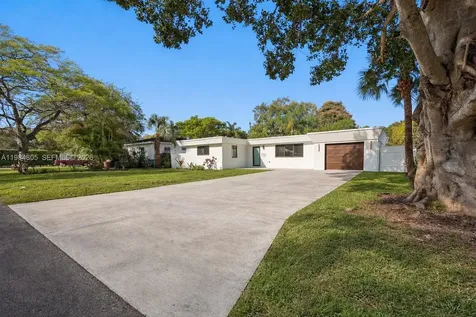 10910 NE 9th Court Biscayne Park FL 33161