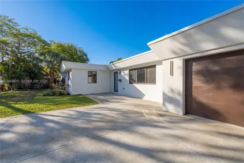 10910 NE 9th Court Biscayne Park FL 33161