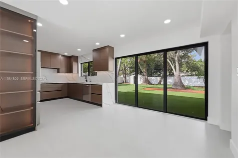 10910 NE 9th Court Biscayne Park FL 33161